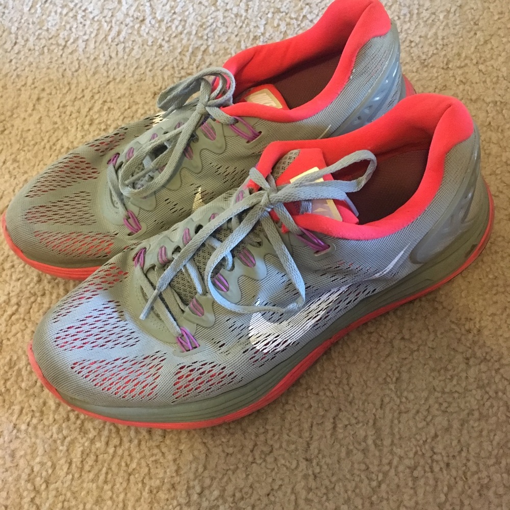 Women’s Nike LunarGlide 5 Running Tennis Shoes